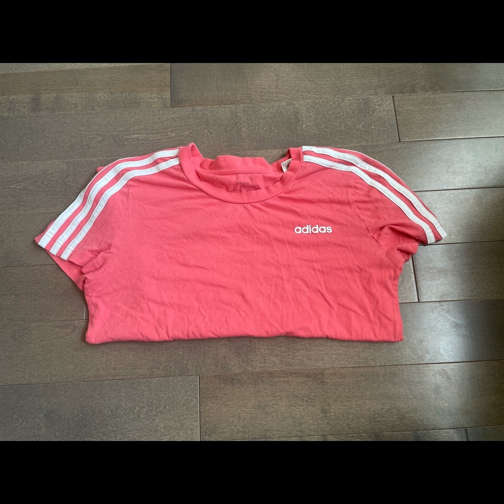 Adidas T-Shirt